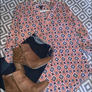❤️ Beautiful Rust & Navy Patterned Blouse EUC ❤️